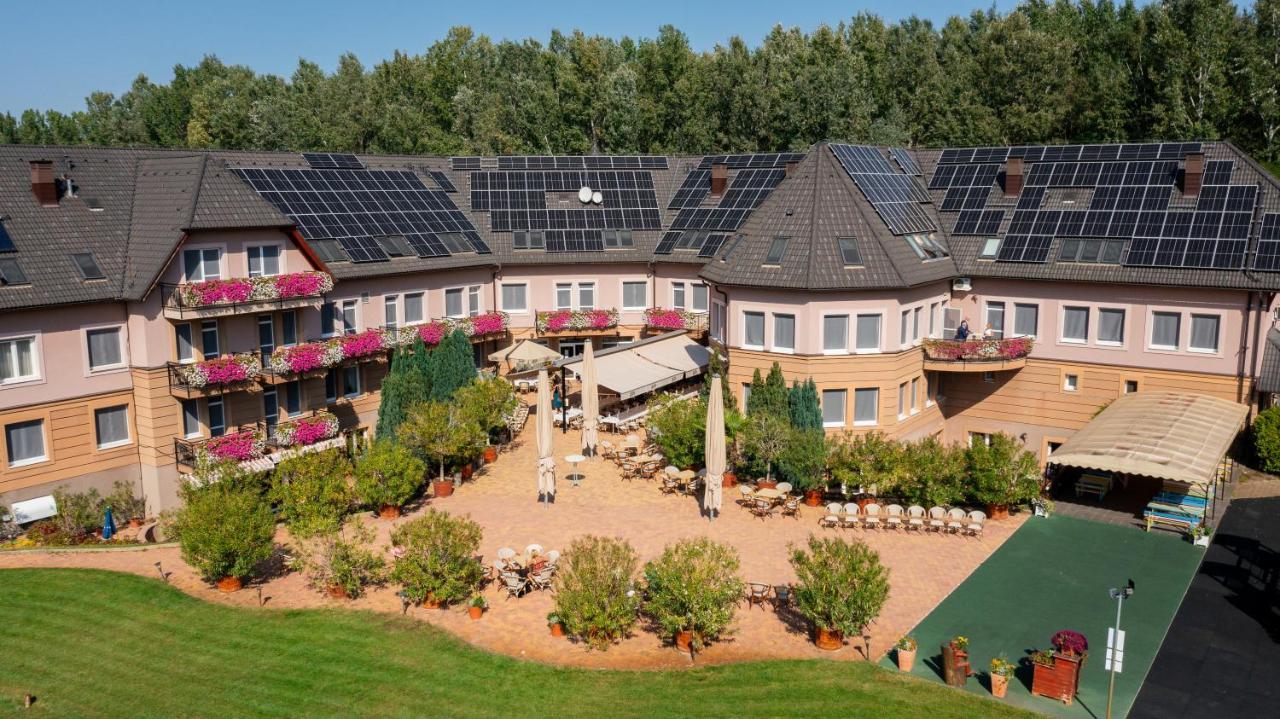 Granada Conference, Wellness And Sport Hotel Kecskemét Eksteriør billede