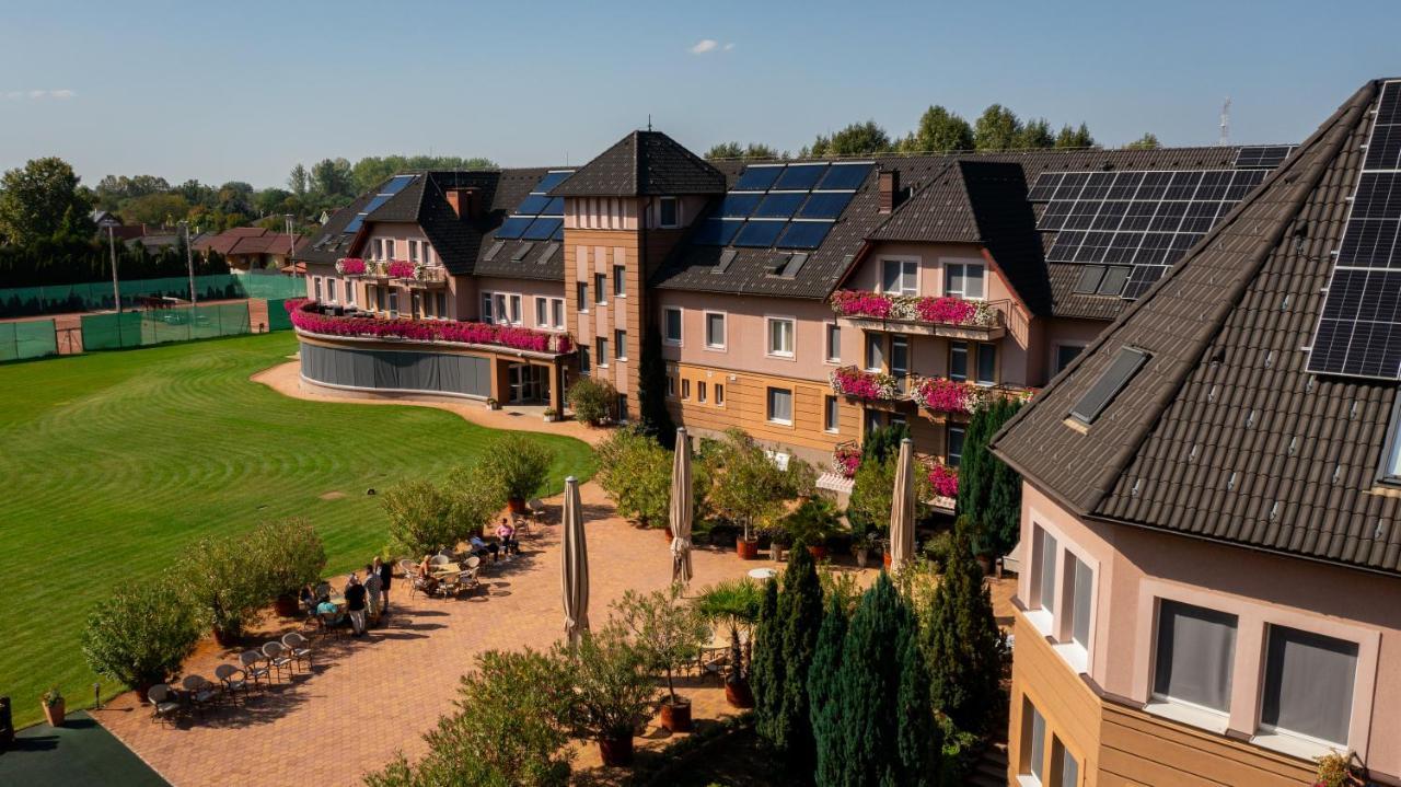 Granada Conference, Wellness And Sport Hotel Kecskemét Eksteriør billede